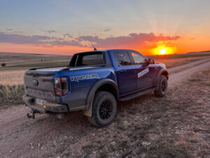 Raptor e tramonto